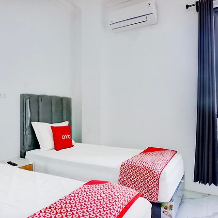 Capital O 94254 Dental Inn Banda Aceh Zewnętrze zdjęcie